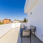 Bright Modern With Balcony Views By Pikhost Golem (Tirana)
