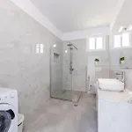 Apartamento Bright Modern With Balcony Views By Pikhost Golem (Tirana)
