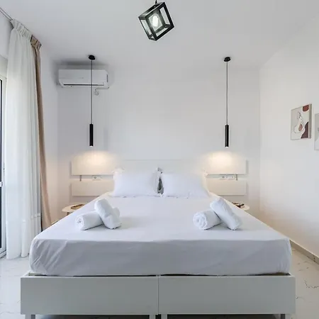 Apartment Bright Modern With Balcony Views Golem (Tirana)