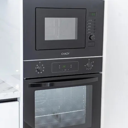 Appartement Bright Modern With Balcony Views By Pikhost Golem (Tirana)